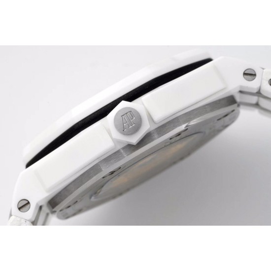 Royal Oak Diver 15707 CER/RU White IPF A3120