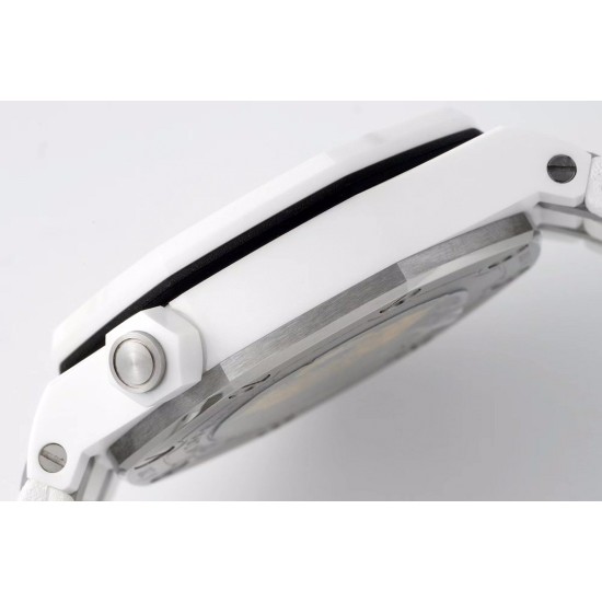 Royal Oak Diver 15707 CER/RU White IPF A3120